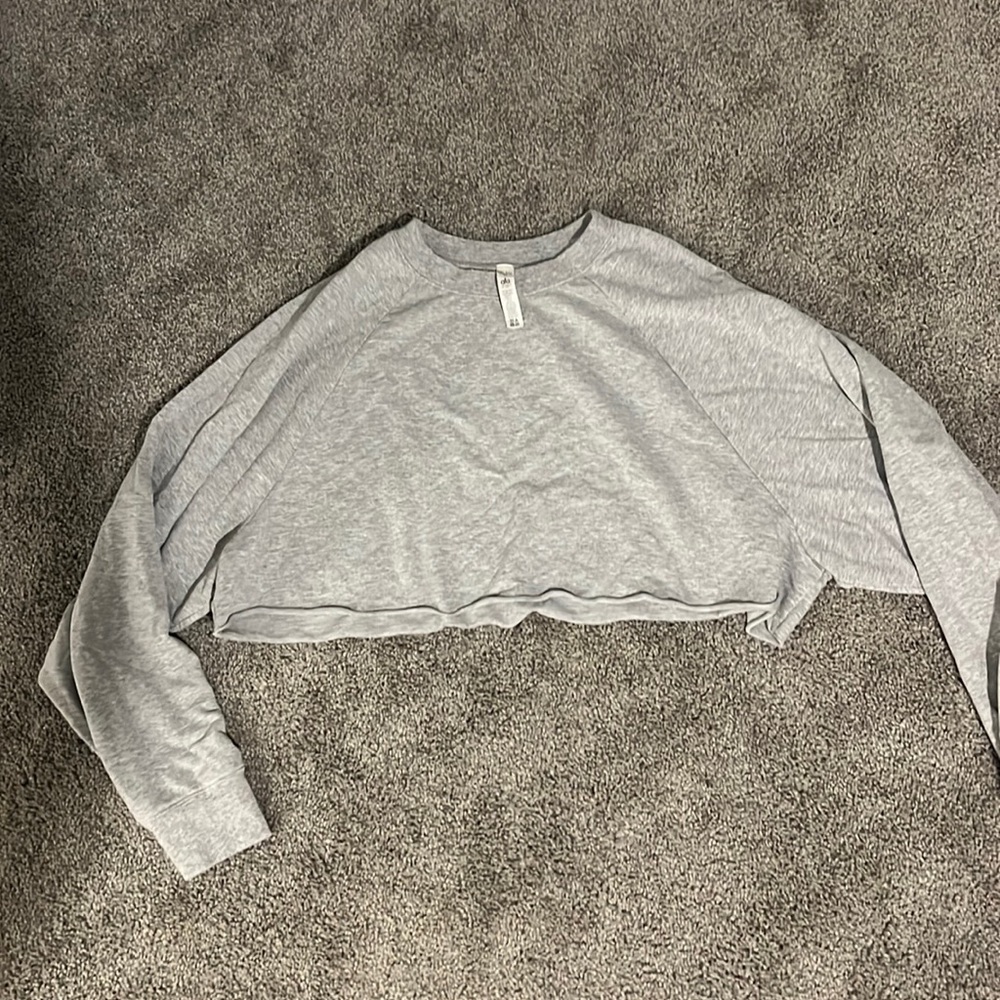 Alo yoga cropped long sleeve